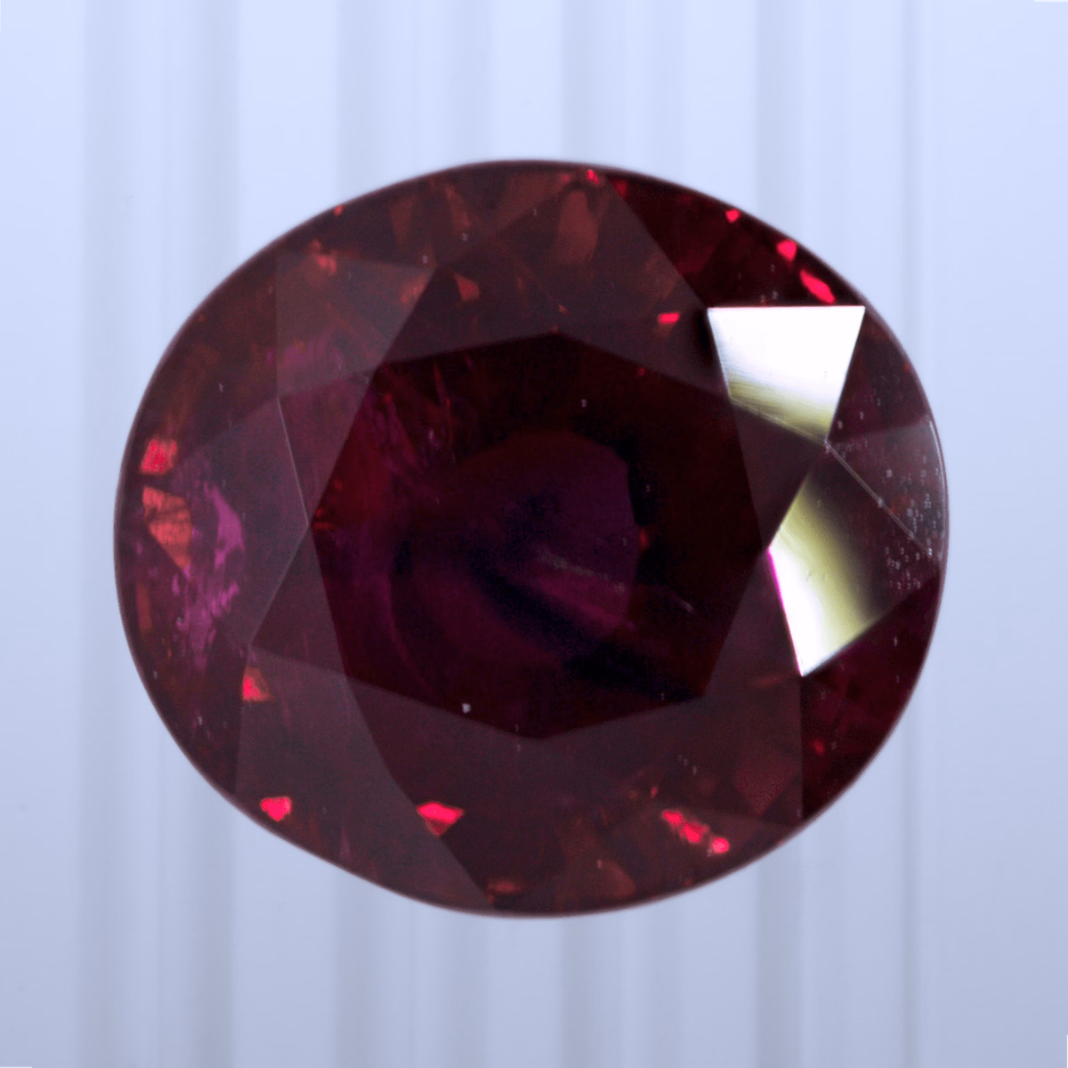 1.57 ct Pigeon's Blood Ruby, Myanmar (Burma), Unheated/Untreated, Oval Cut, photo 1 of 4