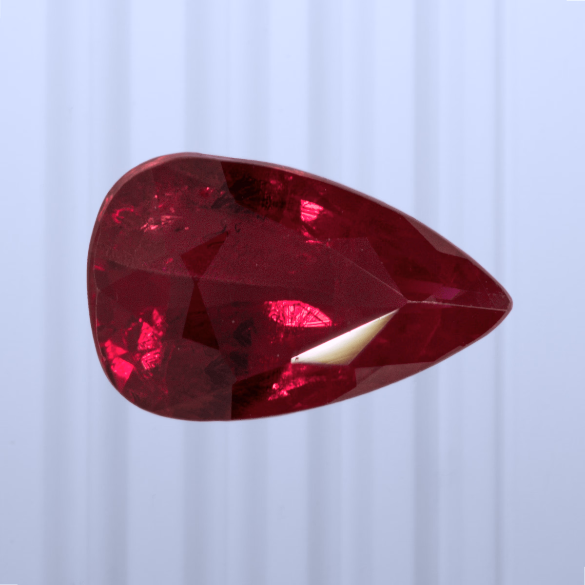 1.02 ct Pigeon's Blood Ruby, Myanmar (Burma), Heated, Pear Cut, photo 1 of 4