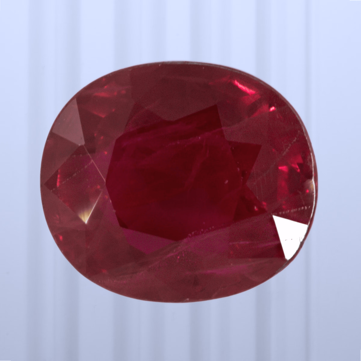 2.10 ct Ruby, Myanmar (Burma), Heated, Cushion Cut, photo 1 of 4