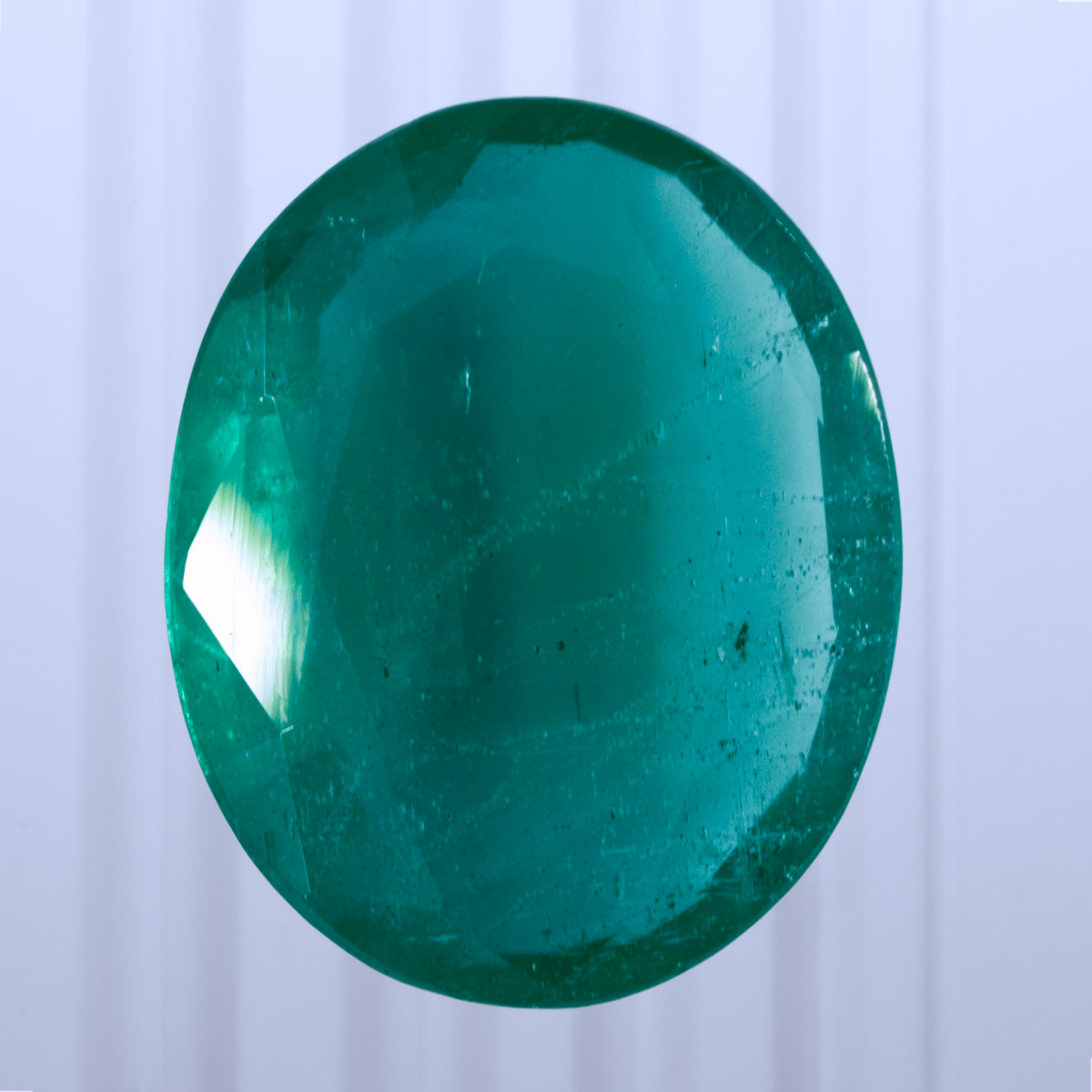 3.53 ct Emerald, Russia, Oiled F1, Oval Cut, photo 1 of 4
