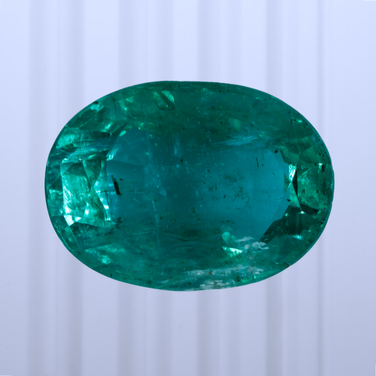 3.00 ct Emerald, Russia, Oiled F1, Oval Cut, photo 1 of 5