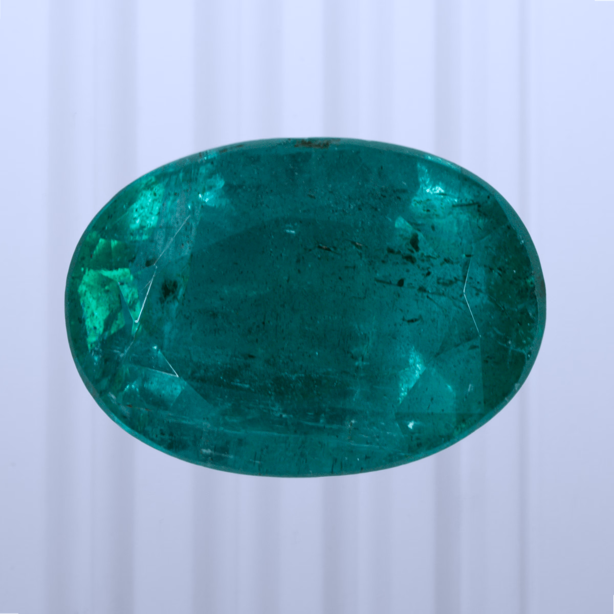 3.08 ct Emerald, Russia, Oiled F1, Oval Cut, photo 1 of 4