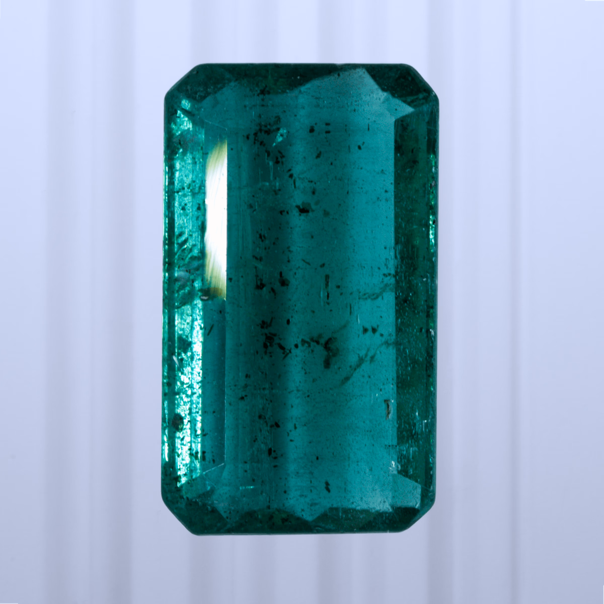 2.66 ct Emerald, Russia, Oiled F1, Emerald Cut, photo 1 of 4