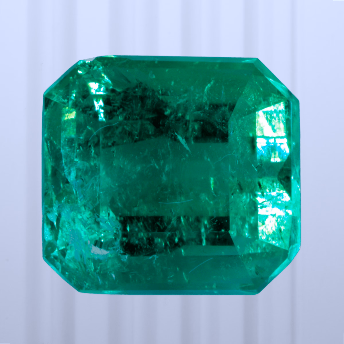 2.16 ct Emerald, Colombia, Oiled F2, Emerald Cut, photo 1 of 4