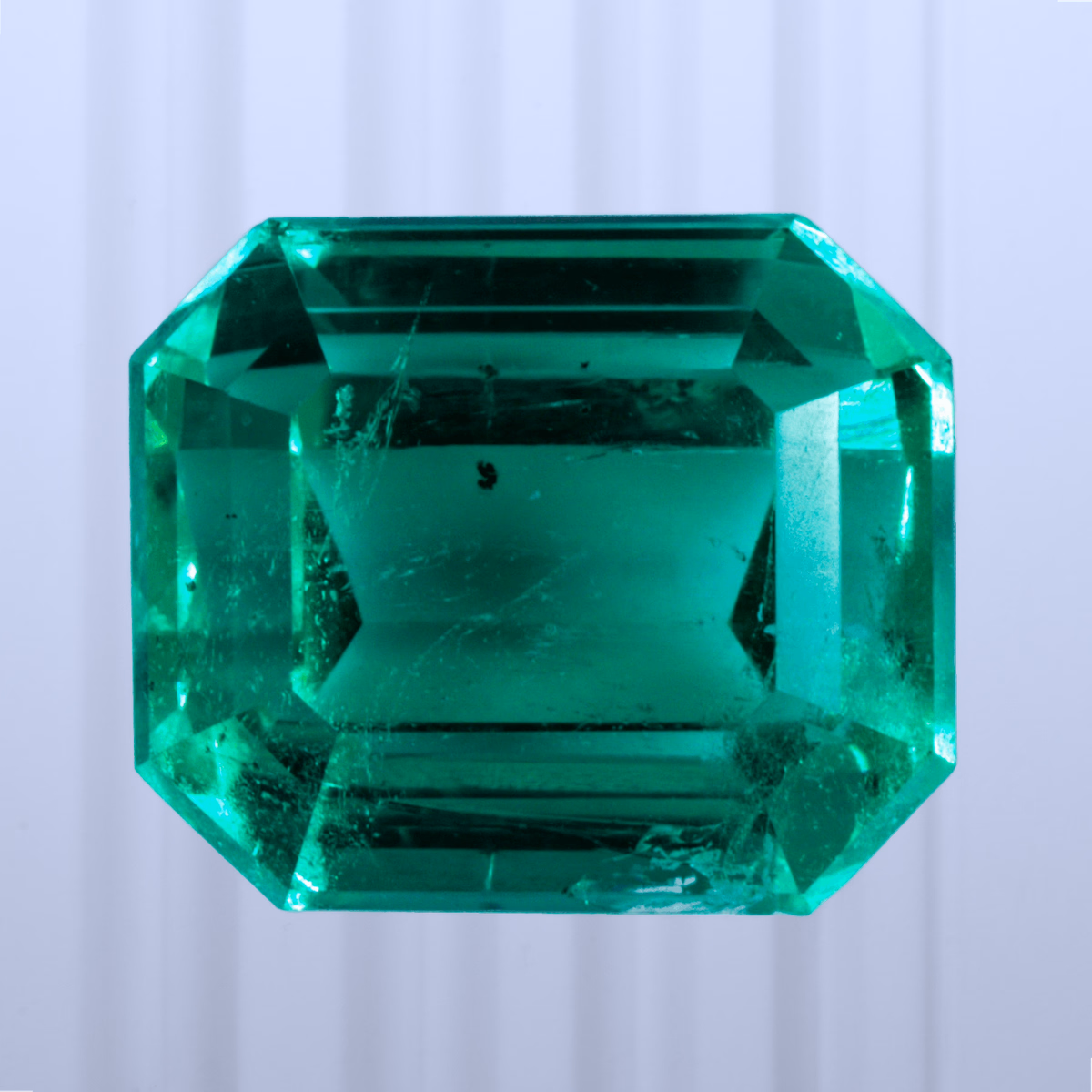1.75 ct Emerald, Colombia, Oiled F1, Emerald Cut, photo 1 of 4