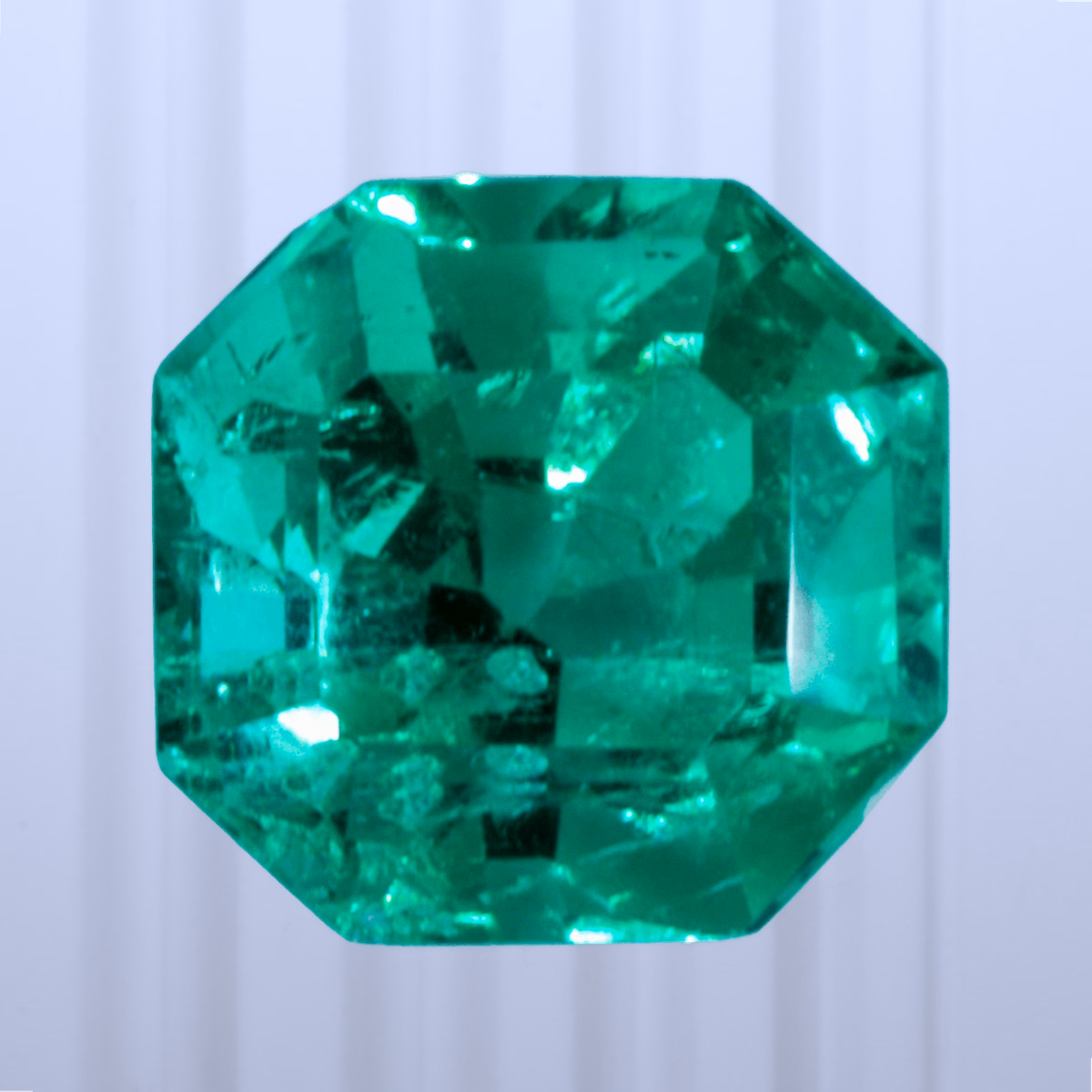 1.05 ct Emerald, Colombia, Oiled F2, Square Cut, photo 1 of 4