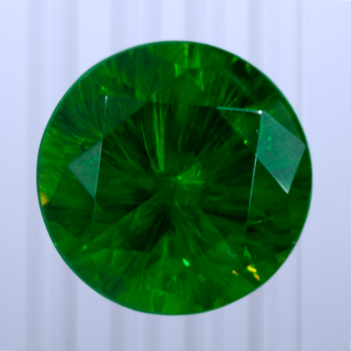 0.50 ct Demantoid, Russia, Unheated/Untreated, Round Cut, photo 1 of 4