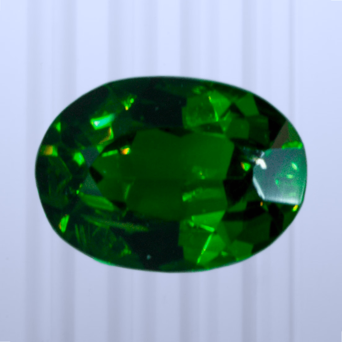 0.25 ct Demantoid, Russia, Oval Cut, photo 1 of 4
