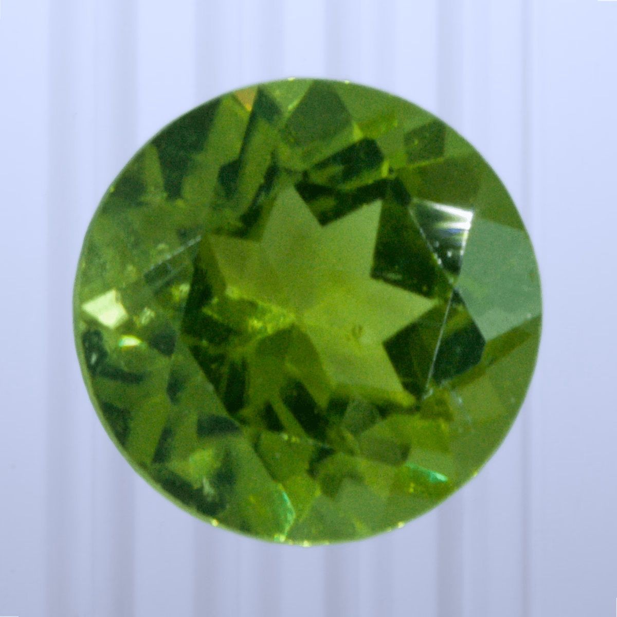 0.49 ct Demantoid, Russia, Unheated/Untreated, Round Cut, photo 1 of 4