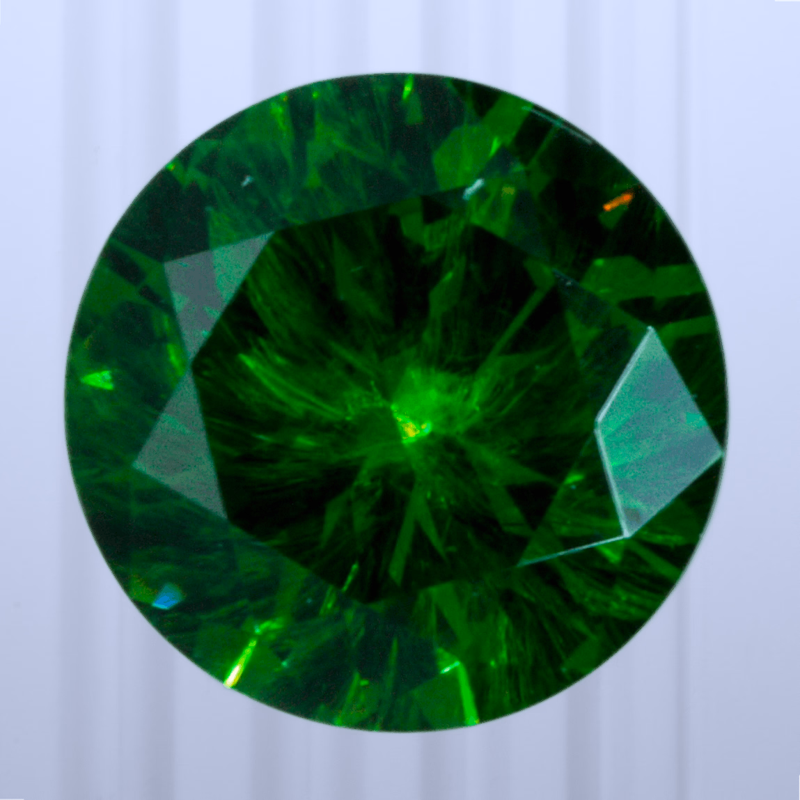 0.47 ct Demantoid, Russia, Unheated/Untreated, Round Cut, photo 1 of 4