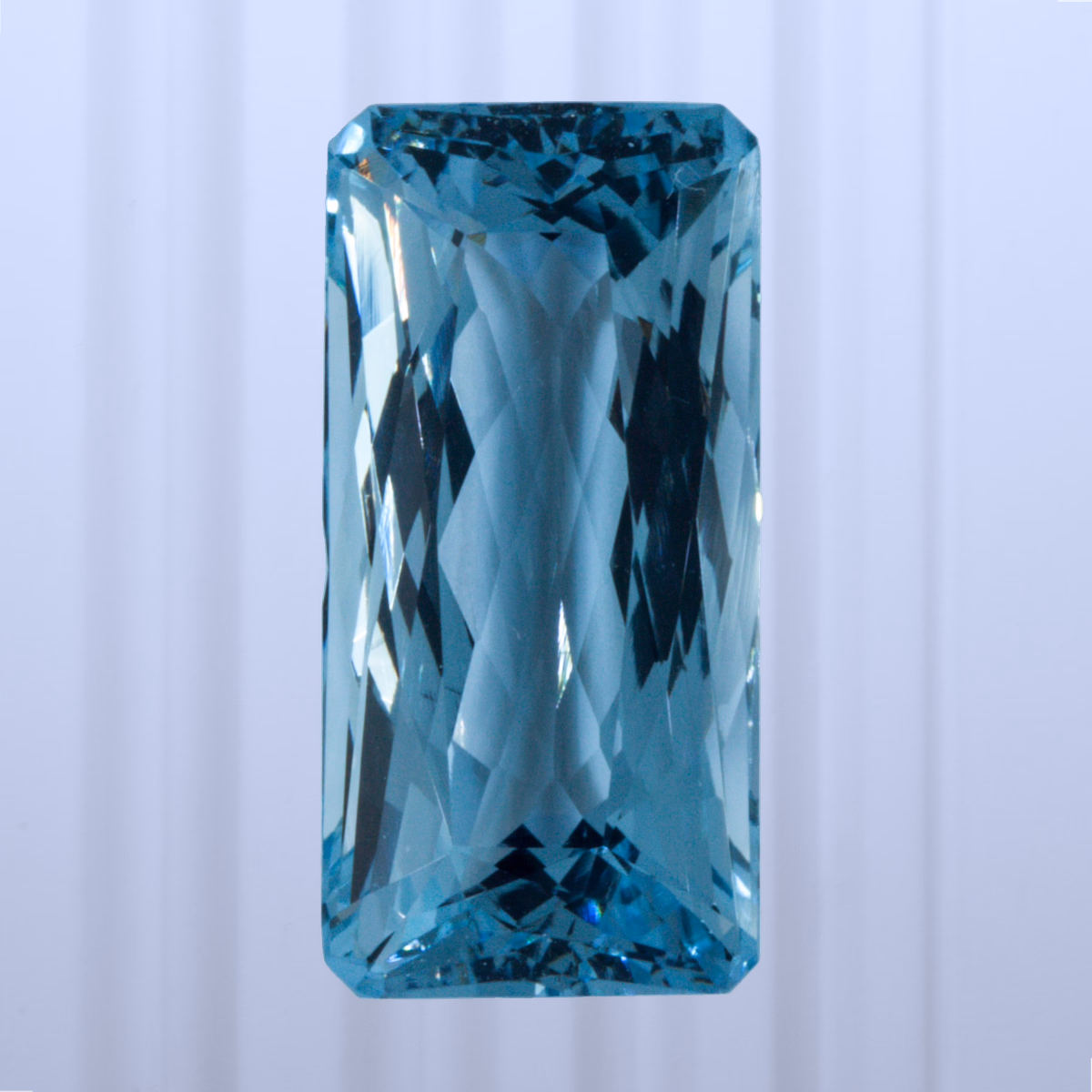 18.53 ct Aquamarine, Ukraine, Unheated/Untreated, Emerald Cut, photo 1 of 5