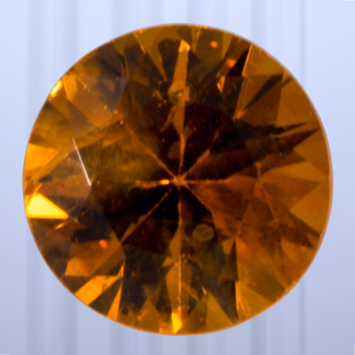 0.64 ct Sapphire, Sri Lanka (Ceylon), Heated, Round Cut, photo 1 of 4