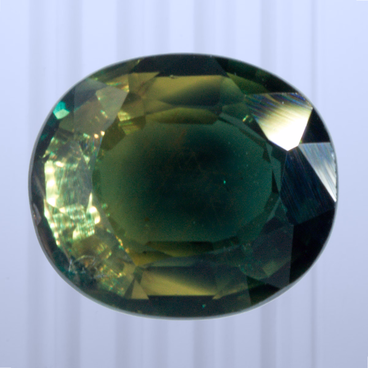 1.42 ct Bicolor Sapphire, Madagascar, Unheated/Untreated, Oval Cut, photo 1 of 4